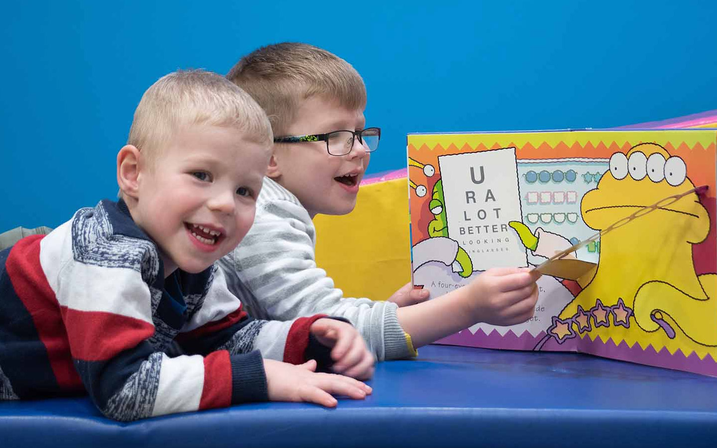 Kids-Reading-Books